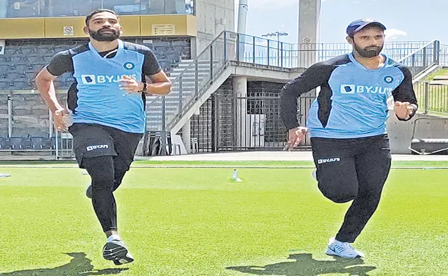 Team India Begins Training in Australia After All Players Test Negative COVID-19 - Sakshi