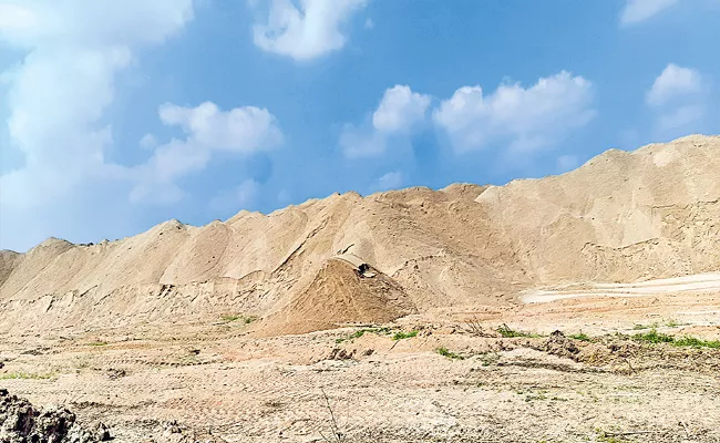 Special Story Of Most Sand Reaches In Jayashankar In Telangana - Sakshi