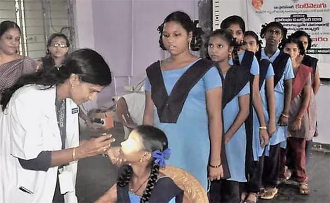 Screening‌ Tests For Childrens Under RBSK For YSR Kanti Velugu - Sakshi