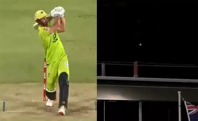 Ben Cutting Huge Six Send Ball Out Of The Stadium In BBL Became Viral - Sakshi