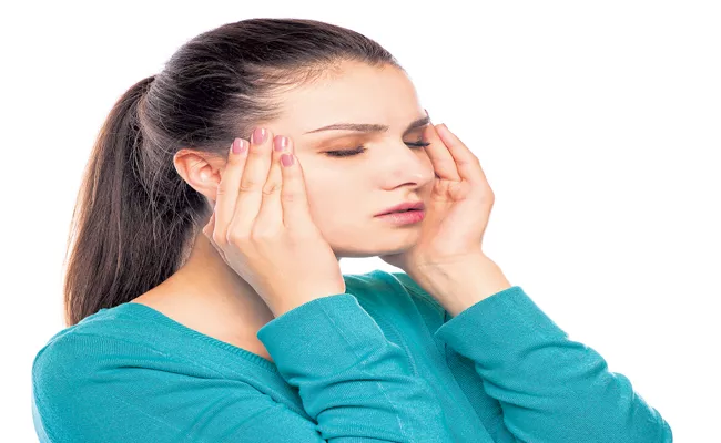 Simple Steps Of Headache Treatment And Relief - Sakshi