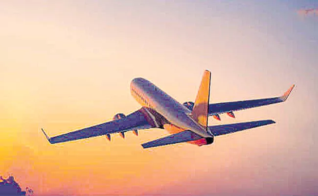 Discount on airline ticket price if cabin luggage only - Sakshi