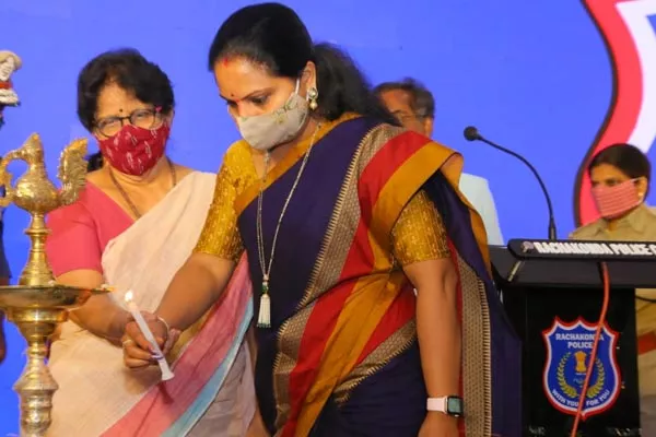 MLC Kavitha attend Sanghamithra Awards Function - Sakshi