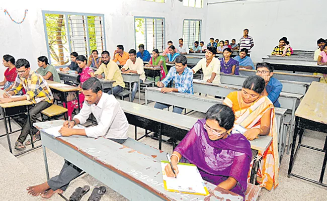 Key Changes In B Ed Examination Telangana Government Orders - Sakshi