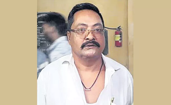 Gangster Escaped From Odisha Jail Sheltered In Hyderabad  - Sakshi