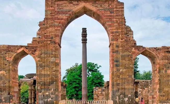 Iron Pillar of Delhi: History, Architecture, Built By, Mehrauli Full Details - Sakshi