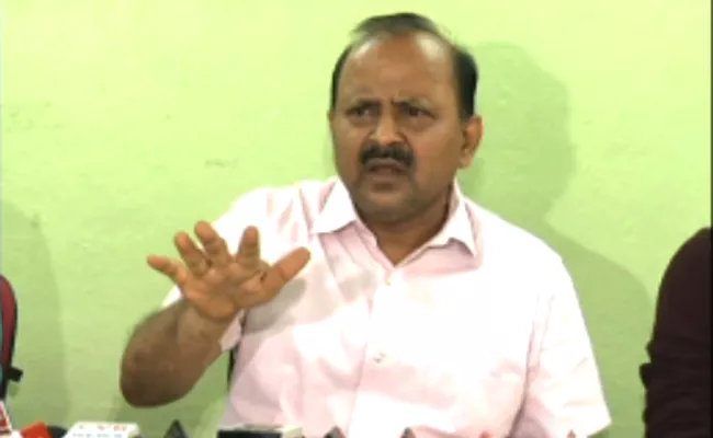 Collector Hari Jawaharlal Says No One Deceased For Oxygen Shortage In Vizianagaram - Sakshi
