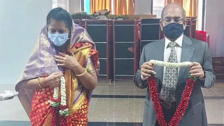 71 Year Old Widower Remarries Widow Daughter Post Pic - Sakshi