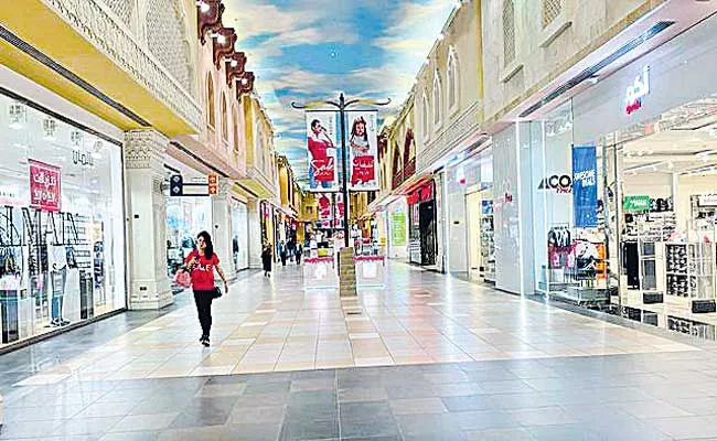 Shopping mall owners income dips around 50 percent in FY21 - Sakshi