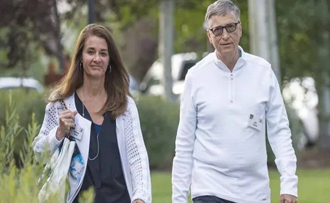 Bill And Melinda Gates End 27 Years Of Marriage Announced On Twitter - Sakshi