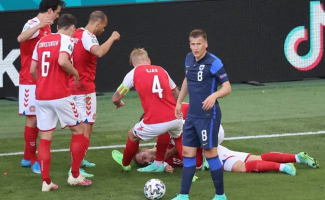 Christian Eriksen Collapsing On Ground During Denmark VS Finland Match - Sakshi