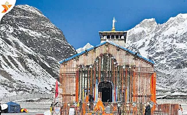 Uttarakhand HC Ordered A Stay On State Cabinet  Decision For Char Dham Yatra - Sakshi