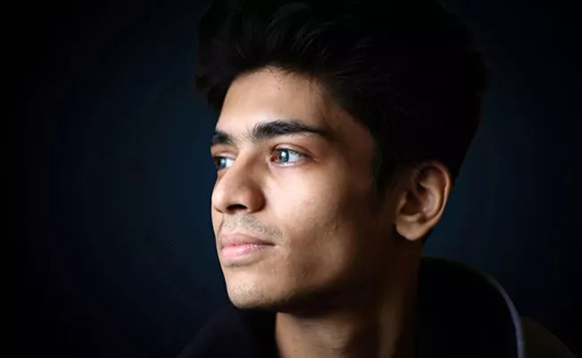 Viral Video: Mumbai 21 Years Man 3D Video To Apply For Internship Lands Him Dream Job - Sakshi