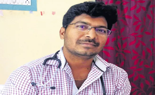 Lung transplant successful to Government Doctor Bhaskara Rao - Sakshi