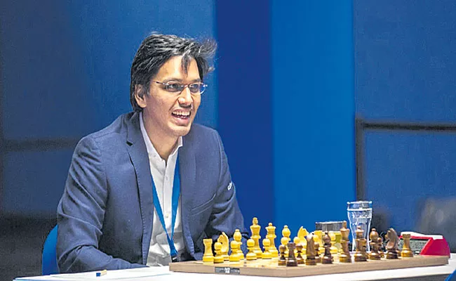 Pentala Harikrishna enter third round in World Cup Chess Knockout Tournament - Sakshi