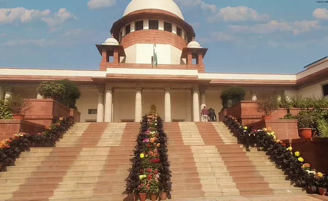 Supreme Court Issues Notice To Centre On Continued Use Of Section 66A Of IT Act - Sakshi