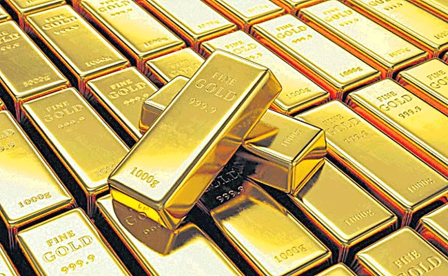 gold 50 dollars downfall in nymex - Sakshi