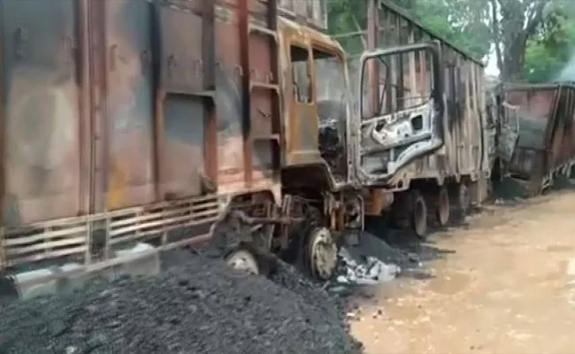 5 Dead After Miscreants Set Seven Trucks Ablaze in Assam - Sakshi