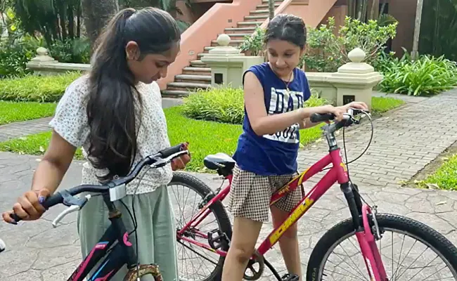Aadya And Sitara duo back with rocking Goa video - Sakshi