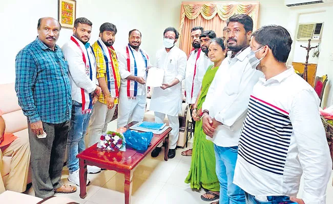 BC Leaders Meet Union Minister Kishan Reddy At Dilkusha Guest House - Sakshi