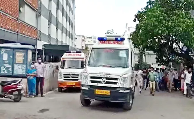 Donar Heart Shifted From Yashoda Hospital To NIMS In Ambulance In Hyderabad - Sakshi