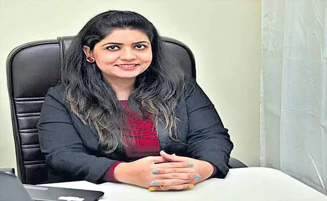 Shivani Misri Sadhoo Comments On Love And Wedding Relation - Sakshi