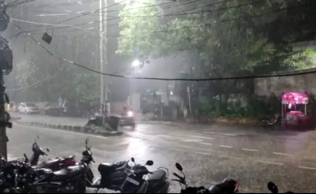 Heavy Rainfall In Hyderabad - Sakshi