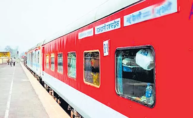 Railways To Gradually Replace ICF Coaches With LHB Ones - Sakshi
