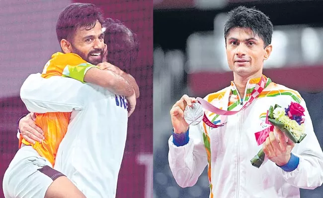 Tokyo Paralympics: Krishna Nagar and Suhas Yatiraj Wins gold and silver medals - Sakshi