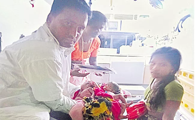 Pregnant Woman Delivery In RTC Bus At Kosgi Vikarabad - Sakshi
