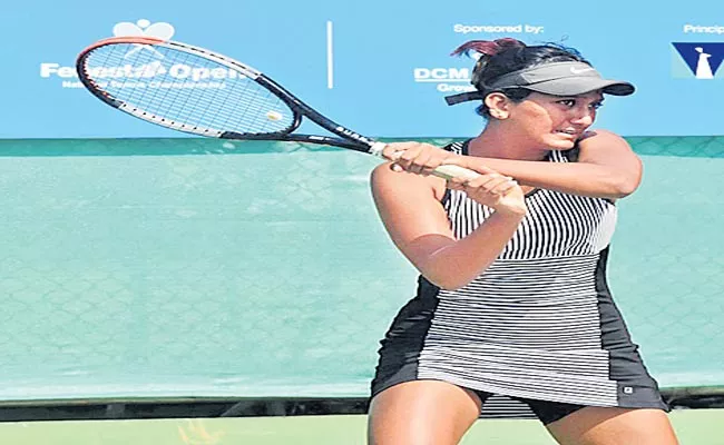 Shravya Shivani Second Round Of The National Open Tennis Championships Women - Sakshi