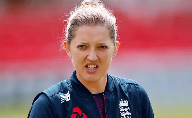 Sarah Taylor Becomes First Woman Coach In Mens Franchise Cricket - Sakshi