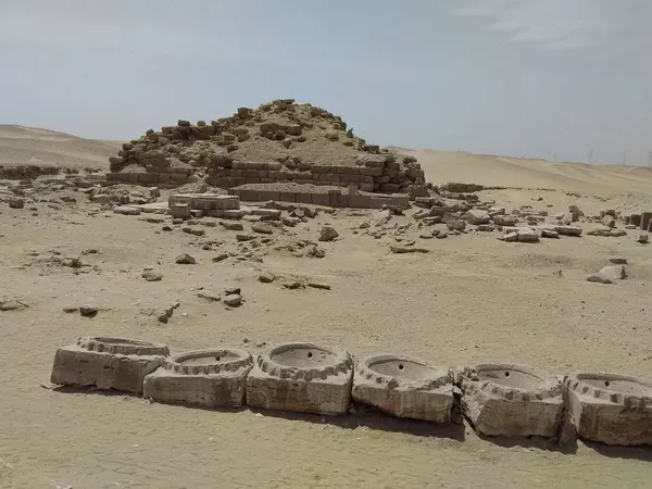 Archaeologists Discovered 4500 Year Old Pharaoh Sun Temple Egypt - Sakshi