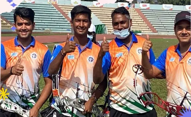 Mixed day for Indian archers, win one bronze - Sakshi