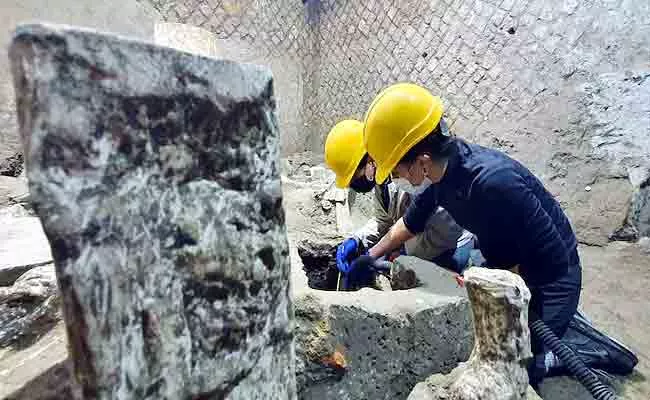 Slave Room Discovered In Ancient Italian City Over 2000 Year Old History - Sakshi