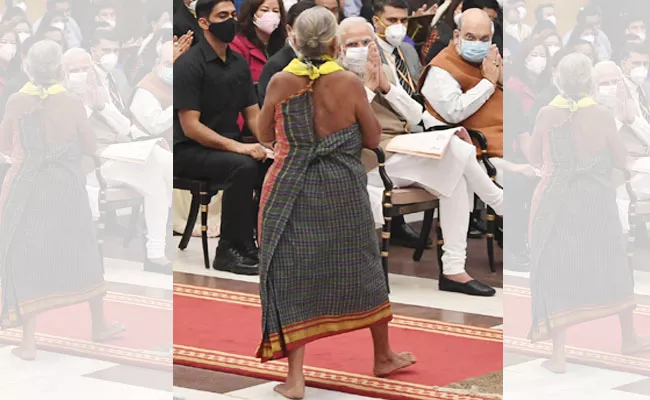 Tulsi Gowda: Environmentalist Whose Pic Receiving Padma Shri Went Viral - Sakshi