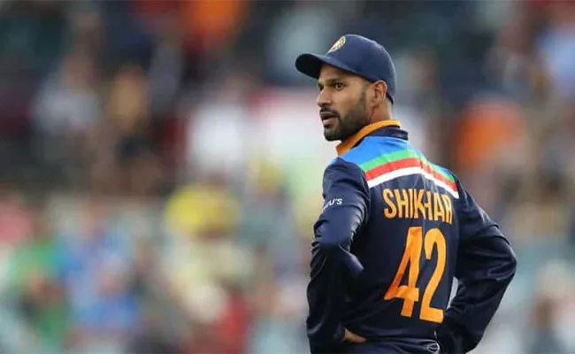 Saba Karim reckons India should exclude Shikhar Dhawan for South Africa ODIs - Sakshi