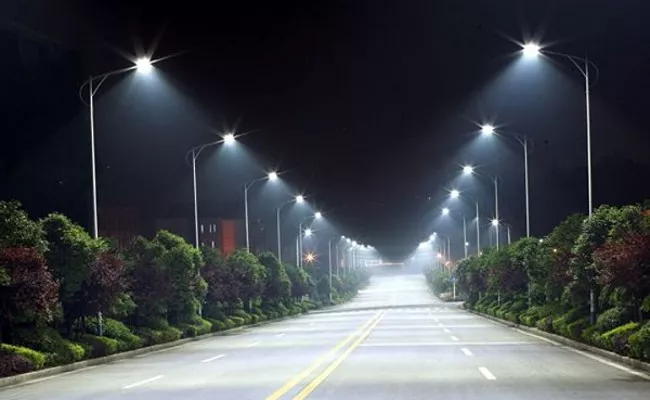 Light pollution: Hyderabad LEDs the way - Sakshi