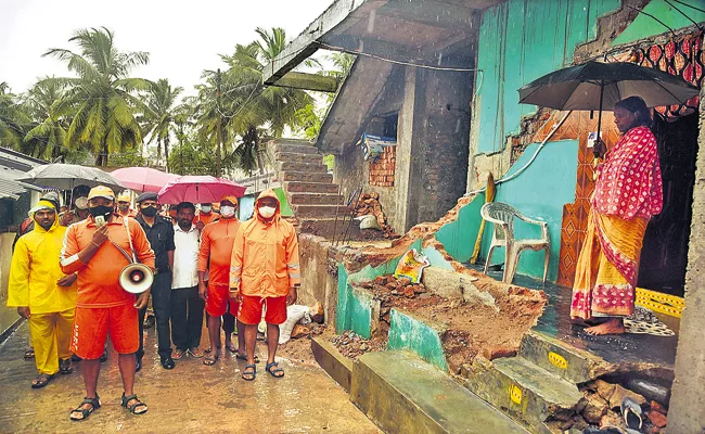 Threat of cyclone Javad to Uttarandhra has been diverted - Sakshi