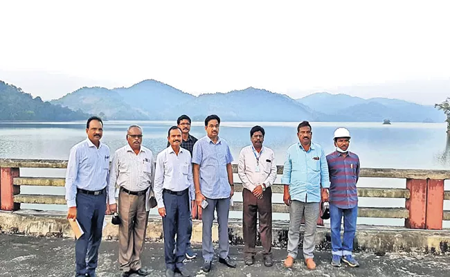 Genco MD Sridhar inspected hydropower plants - Sakshi