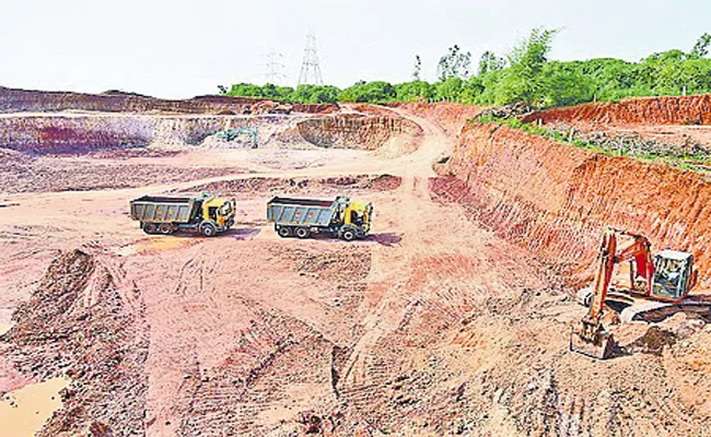 Massive illegal quarrying in Suddapalli between 2014-19 - Sakshi