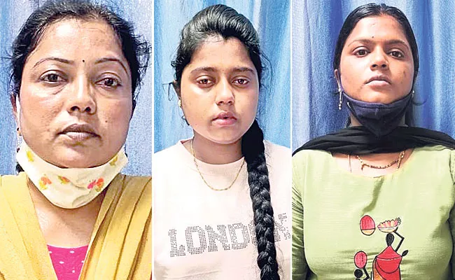 Hyderabad: Three Woman Areested For Creating Fake Land Documents - Sakshi