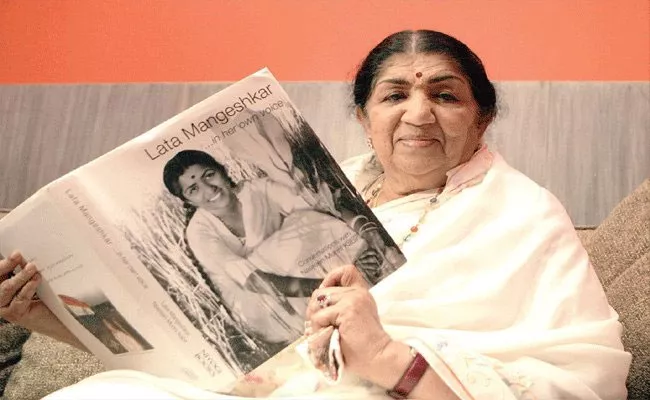 Lata Mangeshkar Assets:To Whom Belong Do The Left Her Assets - Sakshi