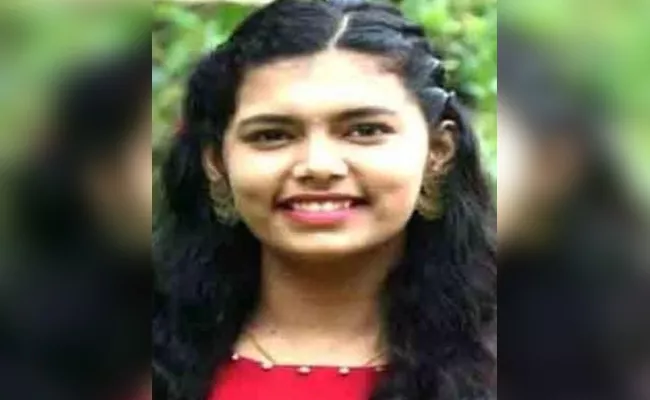 In Karnataka, Woman Brushes Teeth With Rat Poison, Dies - Sakshi