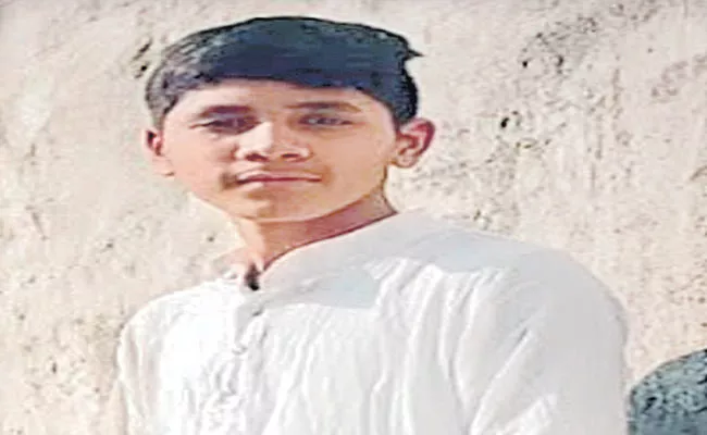 Hyderabad: Student Dies In Fight With Classmates In Yousufguda School - Sakshi