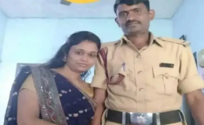Karnataka Woman Kills Son And Commits Suicide - Sakshi