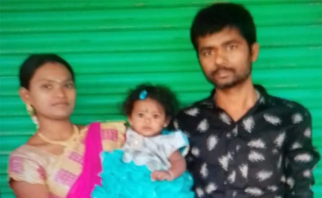 Married Woman and Children Drwon in to Well Commits Suicide - Sakshi