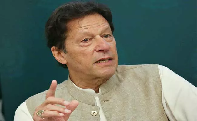 Pakistan Political Crisis And Imran Khan editorial By Vardelli Murali - Sakshi