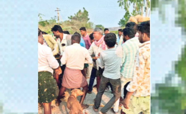 Bhadrupalem Villagers Saved Two Lives in Palnadu District - Sakshi