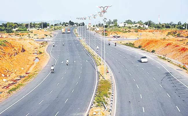 Central Govt Allocated 6212 Crore For National Highways - Sakshi